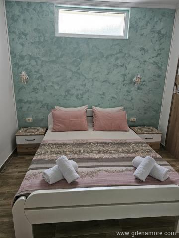 Apartman 7 u Apartmani "Bevanda", privatni smeštaj u mestu Buljarica, Crna Gora
